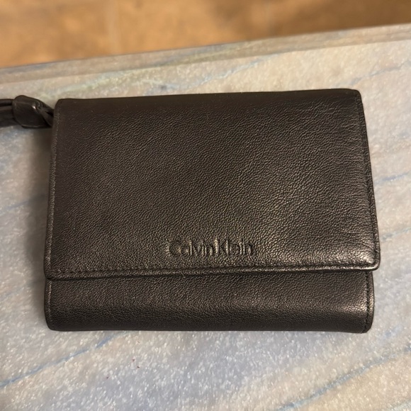 Calvin Klein Handbags - Calvin Klein wallet black